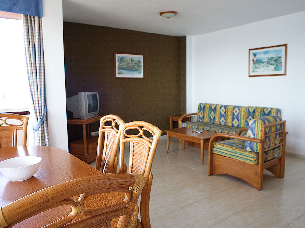 Apartamentos Coral Beach Unitursa Calp Exterior foto